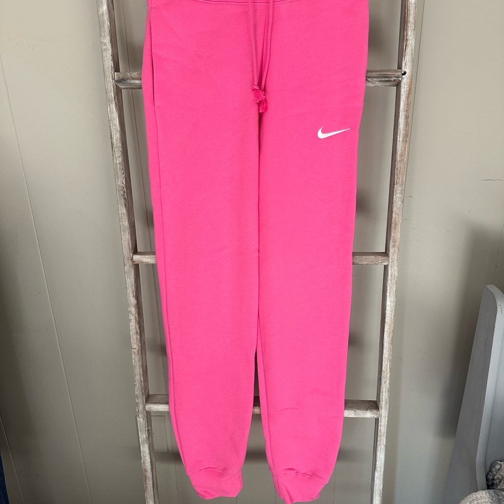 Nike Women's Vibrant Pink Joggers Pants